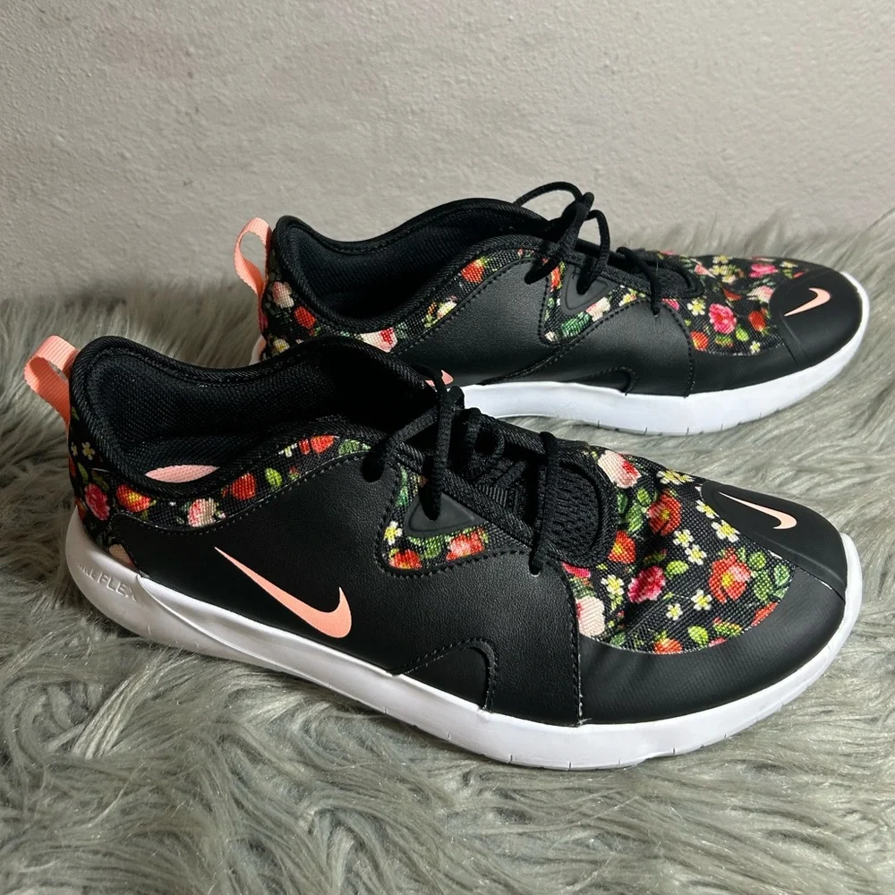 Nike Flex Contact 3 Vintage Inspired Floral Slip-On Sneakers Size